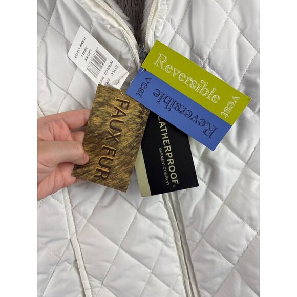 Reversible Faux Fur & Quilted Vest Size S Weatherproof Garment Co. - Picture 3 of 6